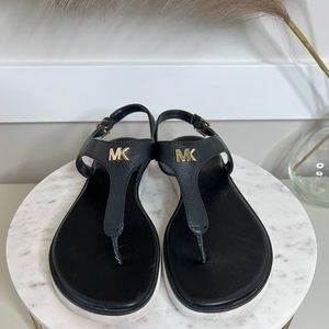 Michael Kors 9 leather sandal